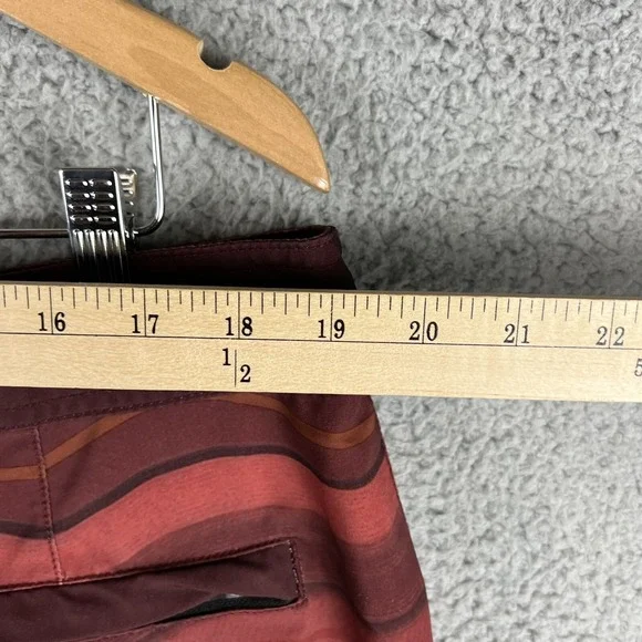 Prana Breathe Sediment Board Shorts Mens 38 Burgundy Red Striped 10" Inseam - Picture 12 of 13